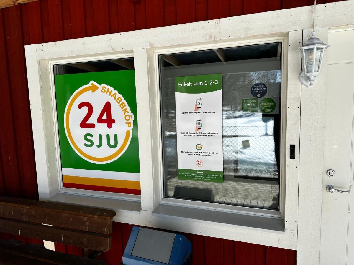 Ljungaverk Takvaning Med Ekgolv Och Badkar Naera Aelven Dış mekan fotoğraf